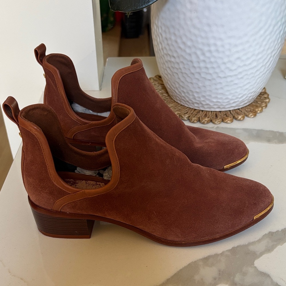 Ted Baker Suede Ankle Boots size 40